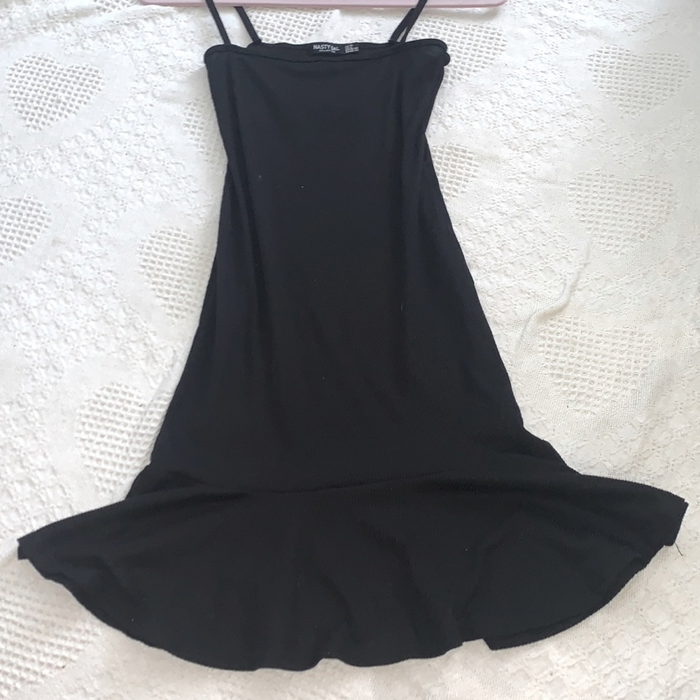 cute black dress from nasty gal